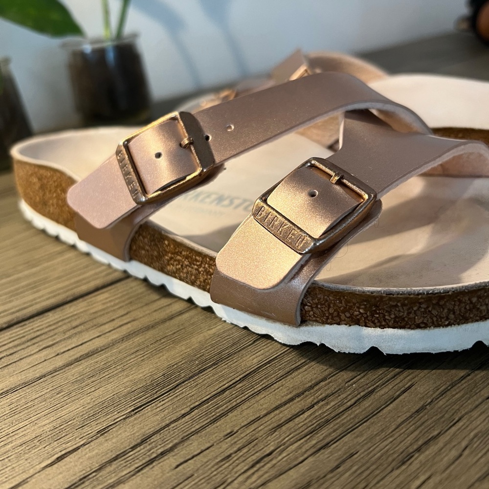Birkenstock Rose Gold Yao Balance Women's Sandals, Size 38, Narrow. - Picture 5 of 16